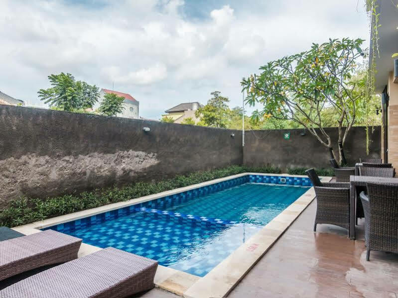 Zen Rooms Basic Jimbaran Taman Mulia ภายนอก รูปภาพ