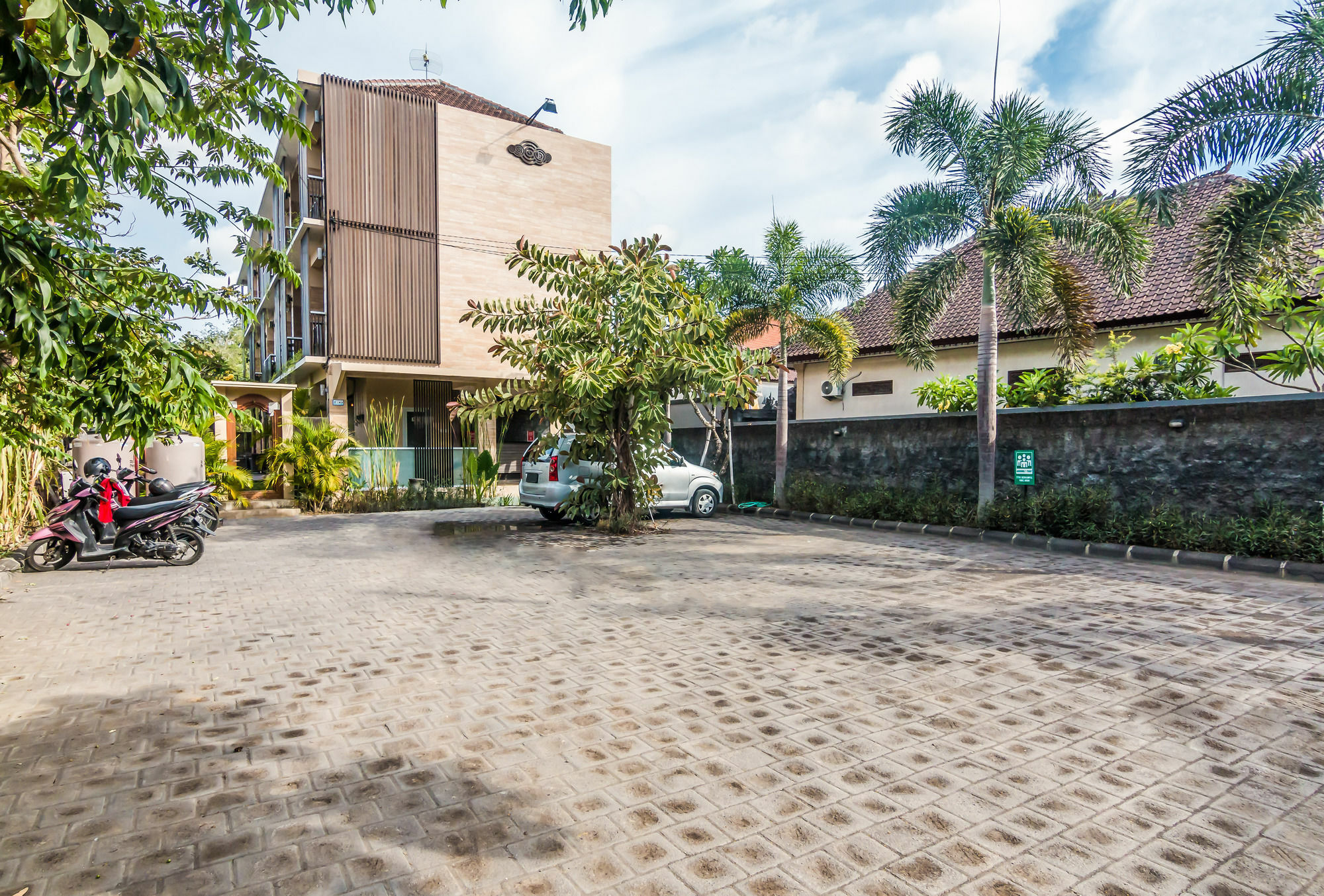 Zen Rooms Basic Jimbaran Taman Mulia ภายนอก รูปภาพ