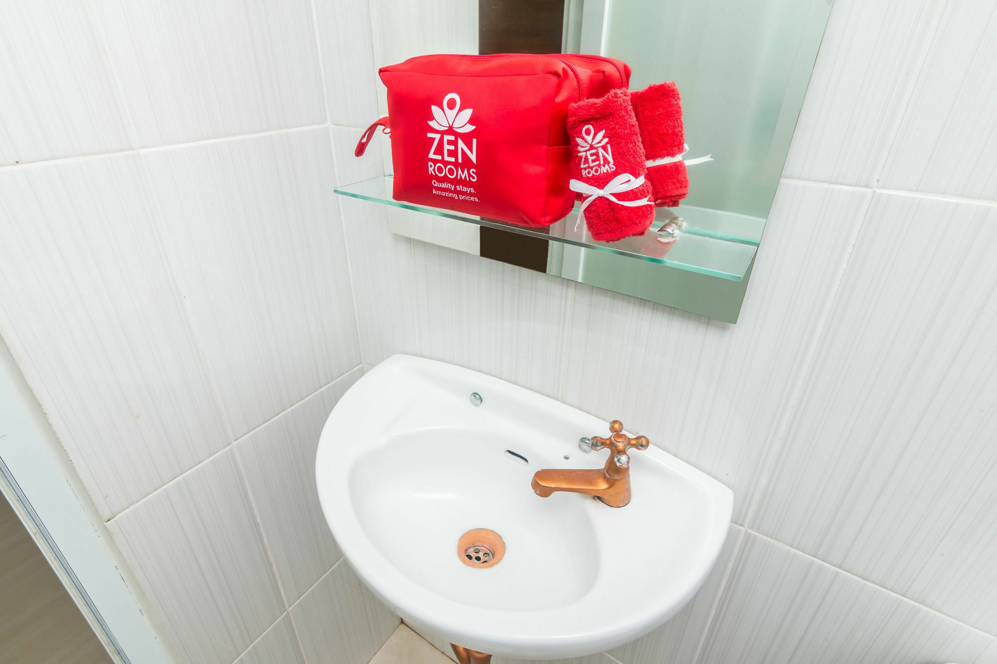 Zen Rooms Basic Jimbaran Taman Mulia ภายนอก รูปภาพ